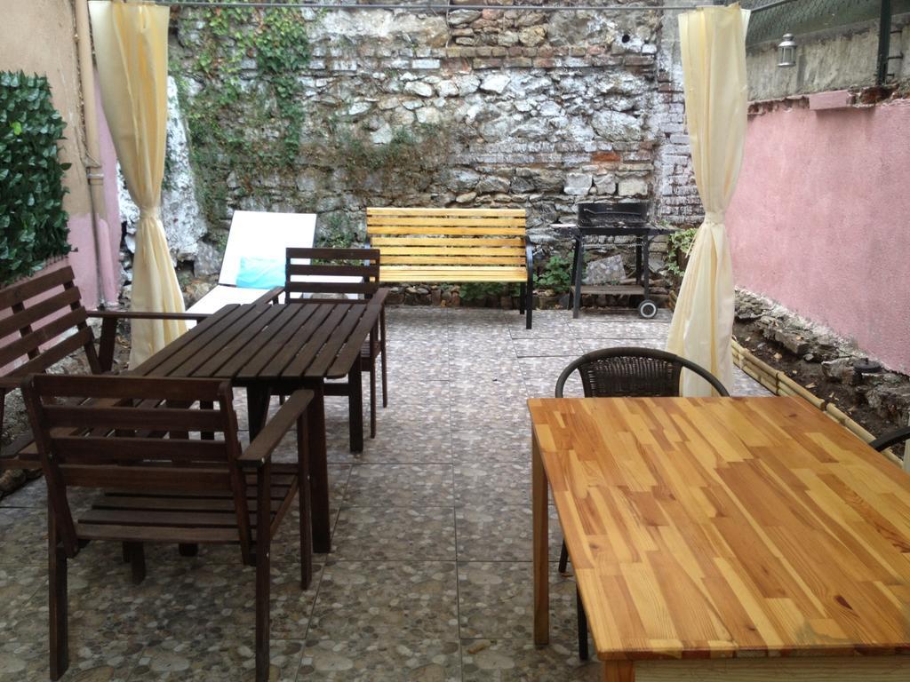 Kevin'S Hostel อิสตันบูล ภายนอก รูปภาพ